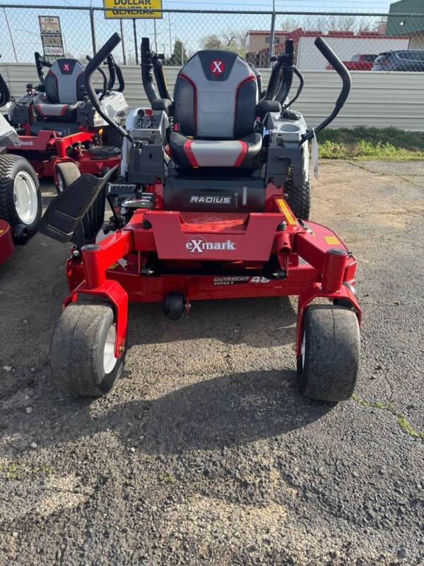 2026 Exmark RADIUS E-SERIES