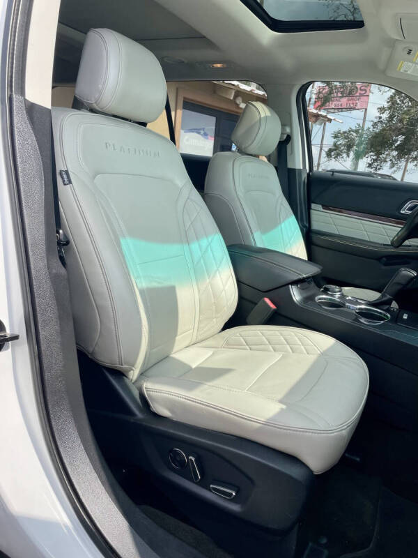 2016 Ford Explorer Platinum