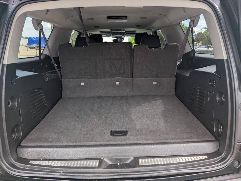 2017 Chevrolet Suburban LT