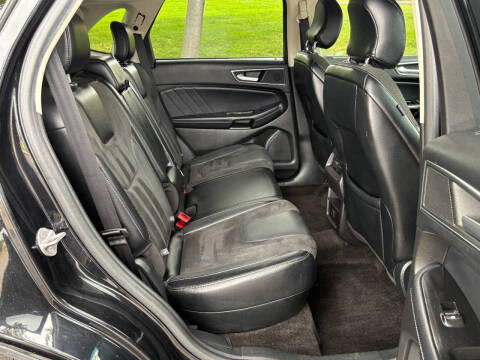 2017 Ford Edge Sport