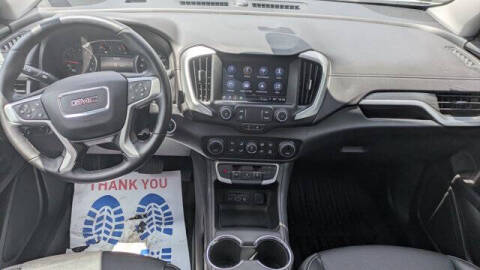 2023 GMC Terrain SLT