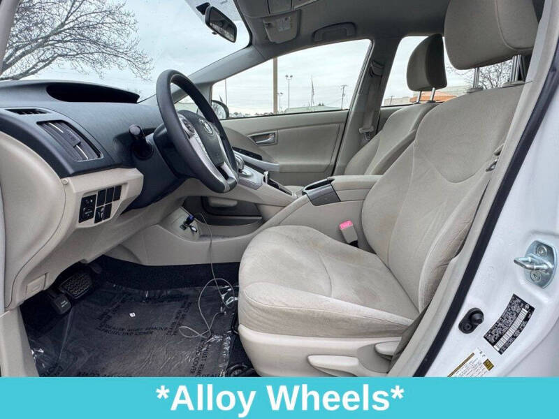 2013 Toyota Prius One