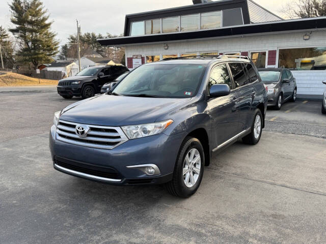 2013 Toyota Highlander for sale at Nutfield Petroleum in Londonderry, NH