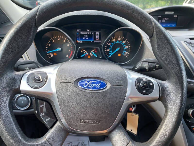 2016 Ford Escape SE