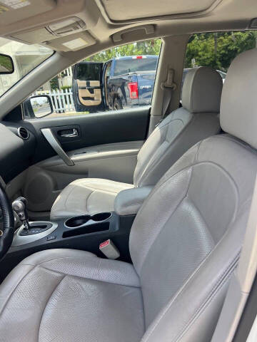 2011 Nissan Rogue SV