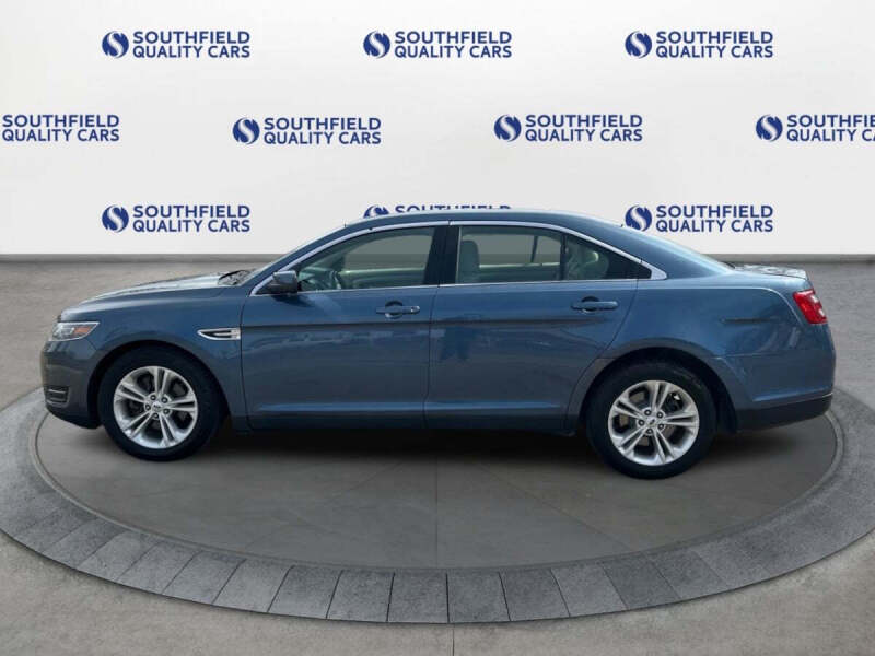 2019 Ford Taurus SEL