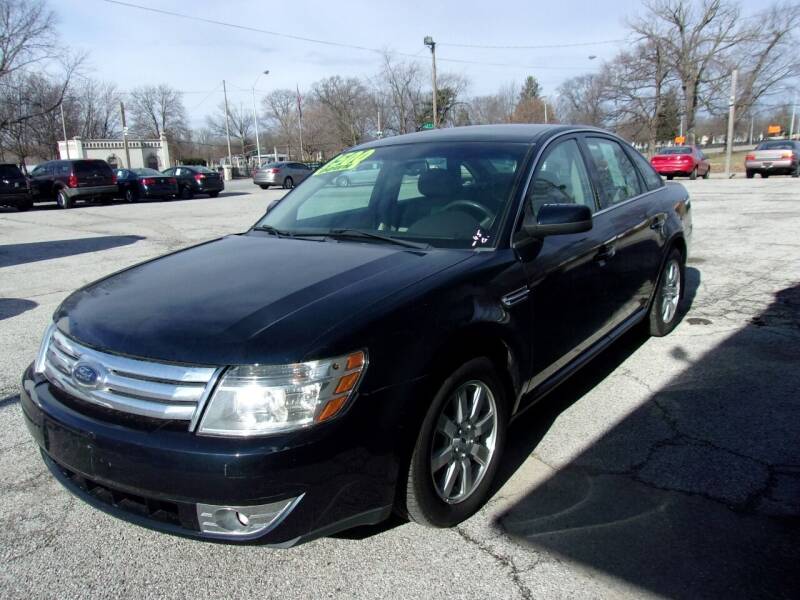 2009 Ford Taurus for sale at Car Credit Auto Sales in Terre Haute IN