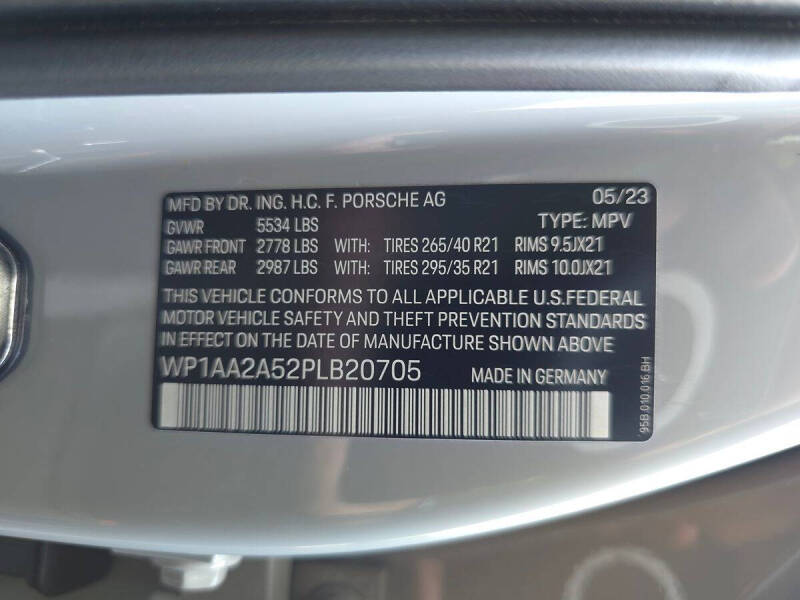 2023 Porsche Macan
