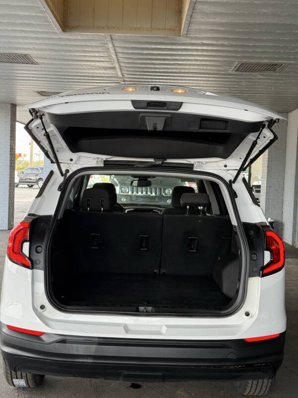 2020 GMC Terrain SLE