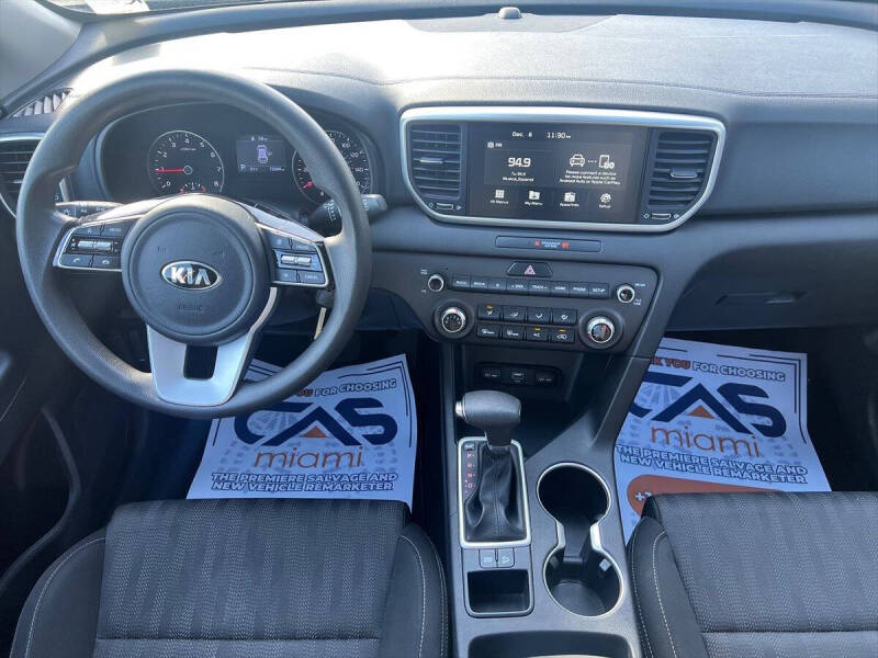 2022 Kia Sportage LX