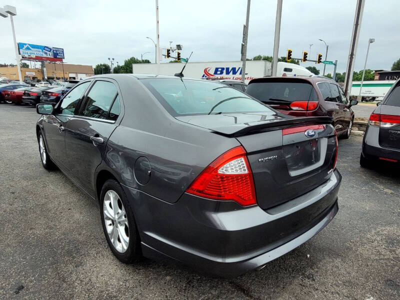 2012 Ford Fusion SE