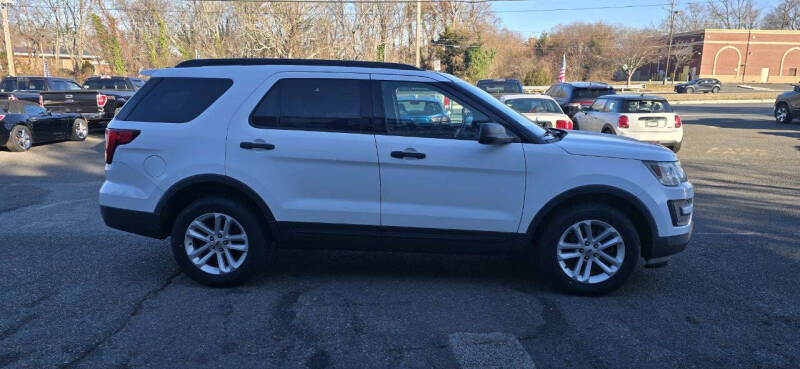2016 Ford Explorer