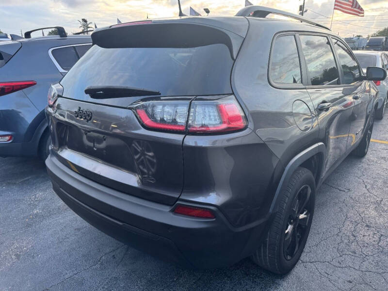 2019 Jeep Cherokee Altitude