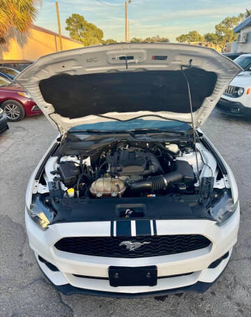 2017 Ford Mustang EcoBoost Premium