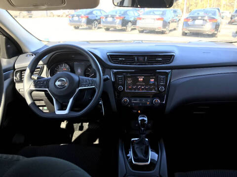 2022 Nissan Rogue Sport S