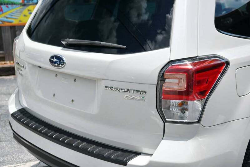 2017 Subaru Forester 2.5i Touring