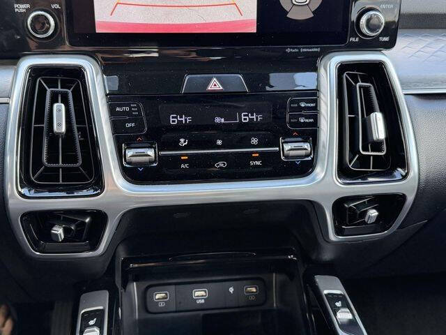 2022 Kia Sorento SX