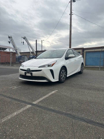 2022 Toyota Prius LE