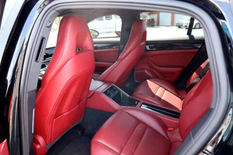 2020 Porsche Panamera 4S