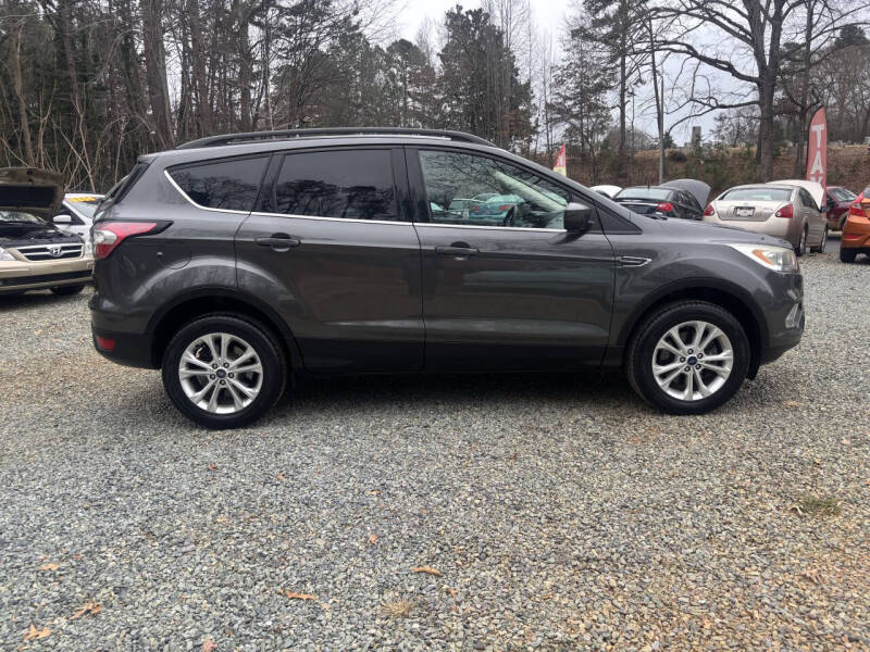 2017 Ford Escape SE