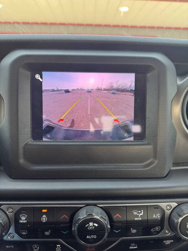 2021 Jeep Gladiator Sport