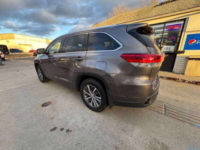 2017 Toyota Highlander XLE