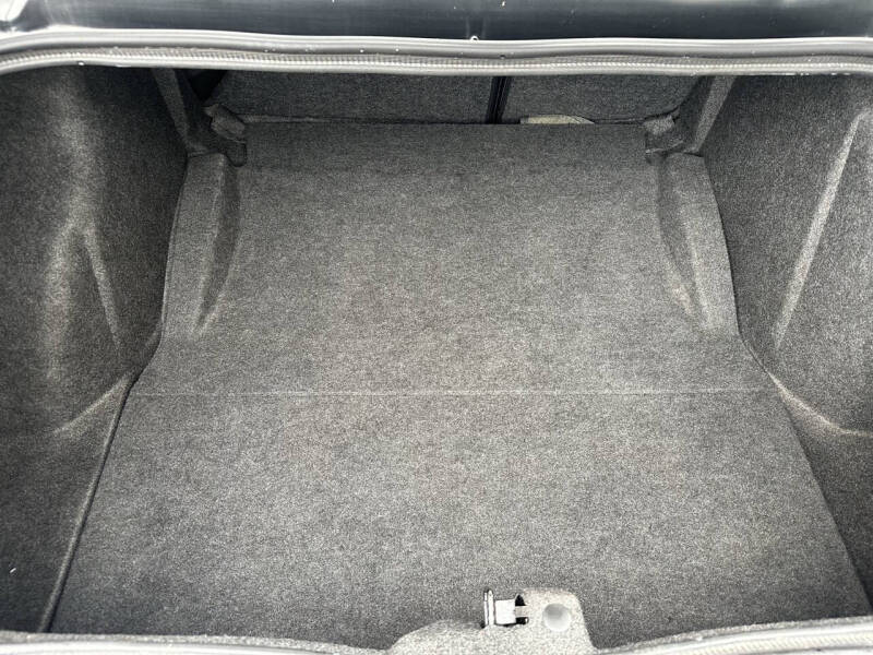 2015 Dodge Challenger SXT Plus