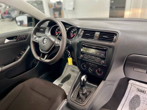 2015 Volkswagen Jetta