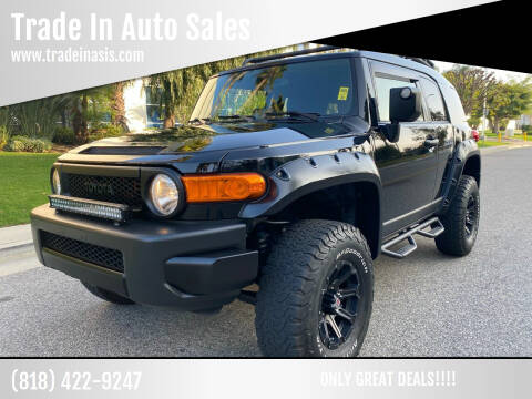 2010 Toyota FJ Cruiser for sale at Trade In Auto Sales in Van Nuys CA