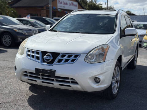 2013 Nissan Rogue SV w/SL Package