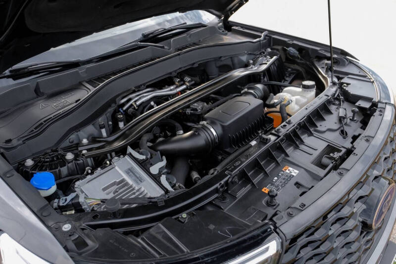 2021 Ford Explorer ST