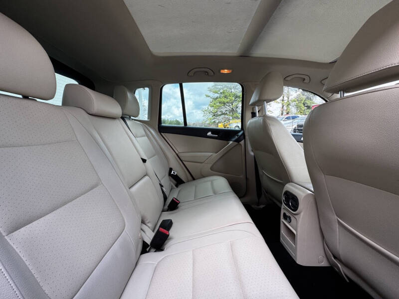 2016 Volkswagen Tiguan 2.0T SE