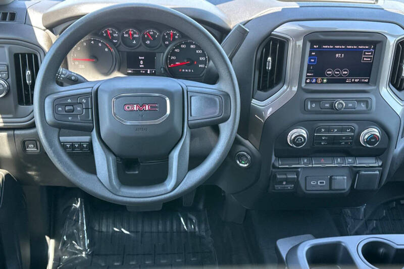 2026 GMC Sierra 2500HD Pro
