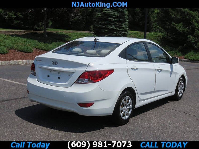 2012 Hyundai Accent GLS