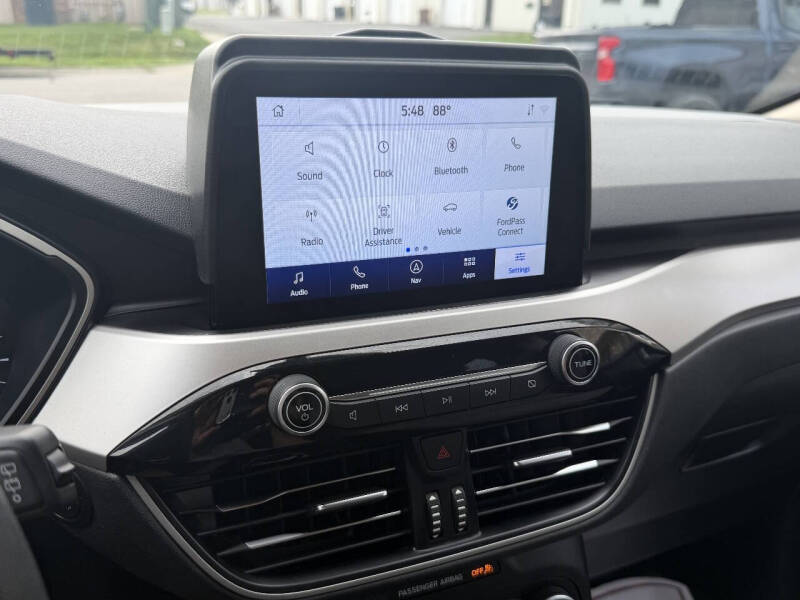 2020 Ford Escape SE