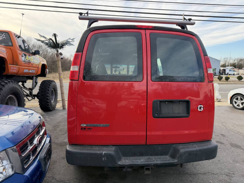 2017 Chevrolet Express 2500