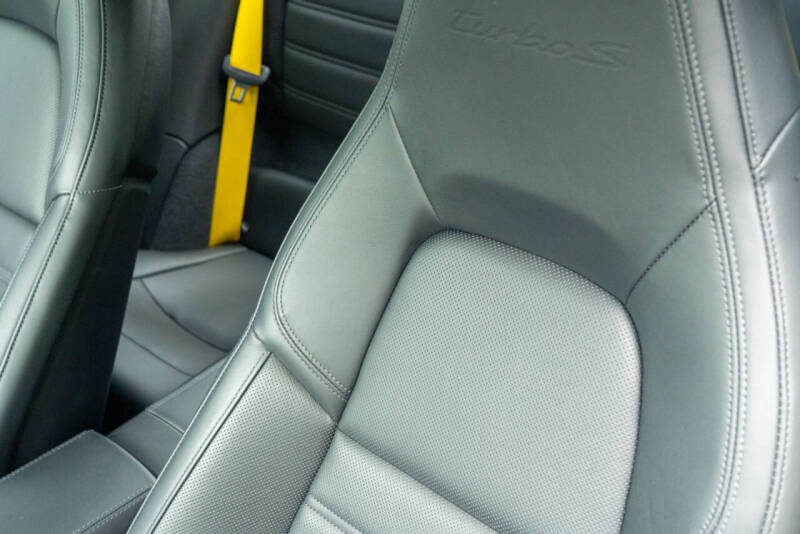 2021 Porsche 911 Turbo S