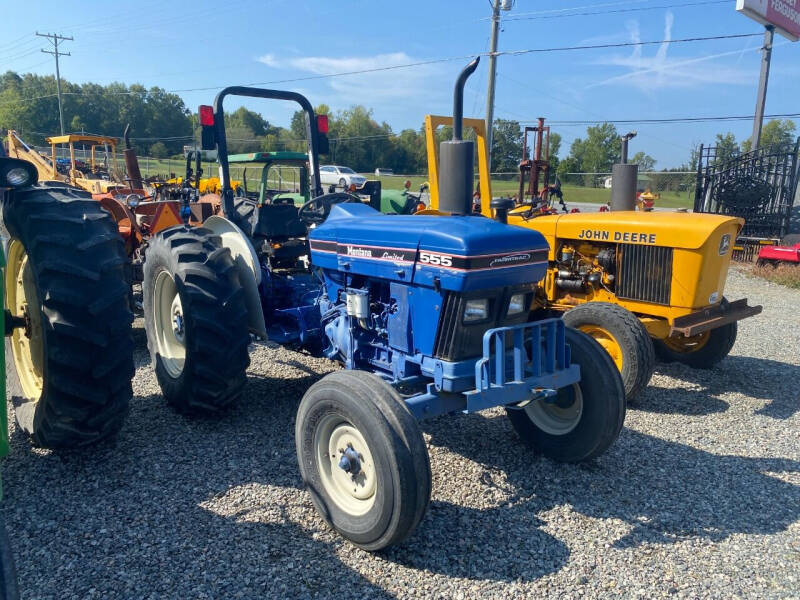 2008 Montana Tractor 555 Limited