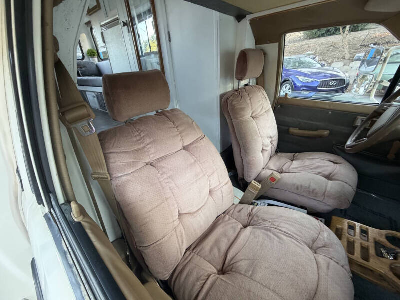 1987 Toyota SUNRADER