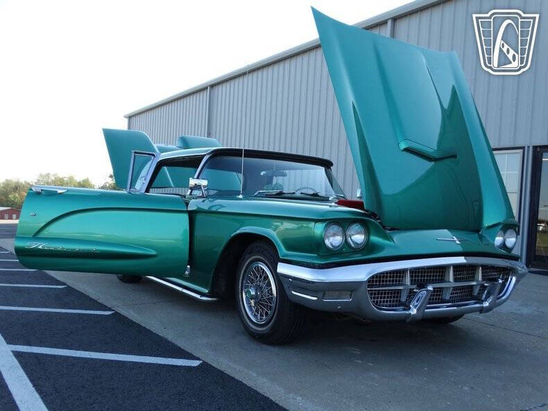 1960 Ford Thunderbird