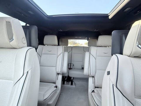 2023 Cadillac Escalade Premium Luxury