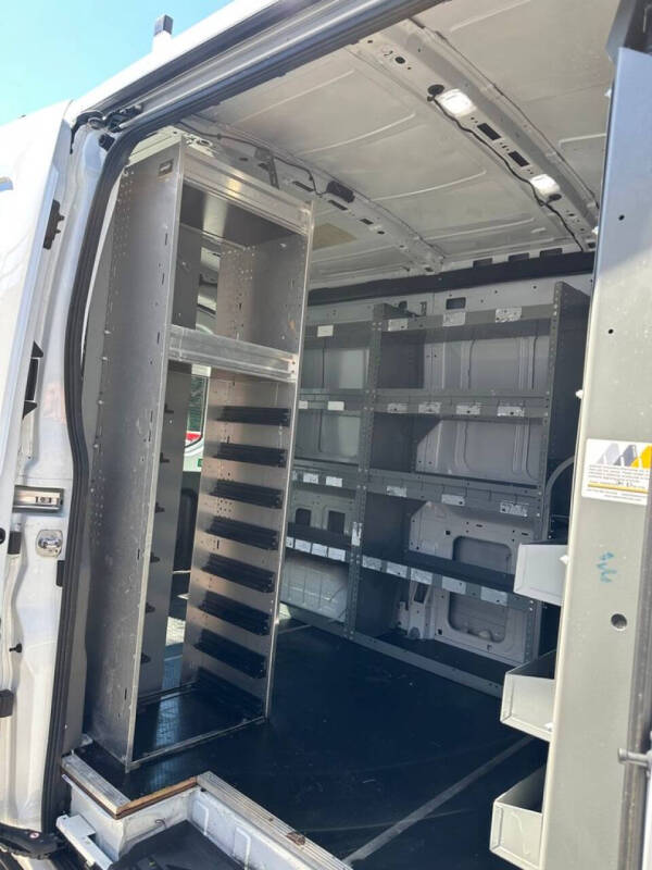 2023 Ford E-Transit