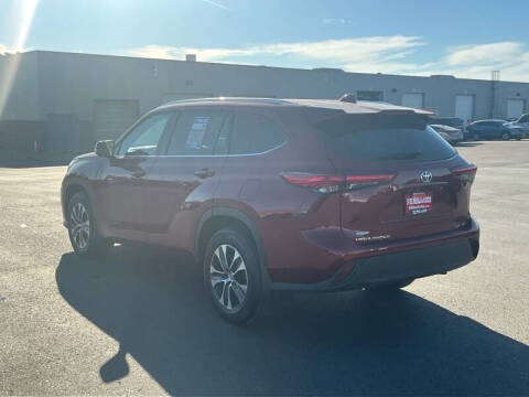 2020 Toyota Highlander XLE