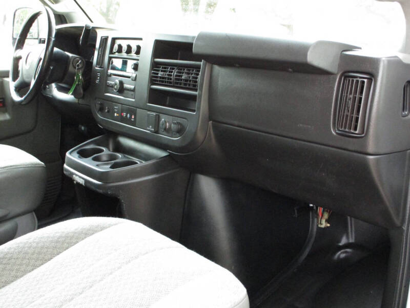 2020 Chevrolet Express 2500