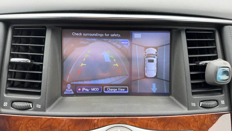 2016 Infiniti QX80 Limited