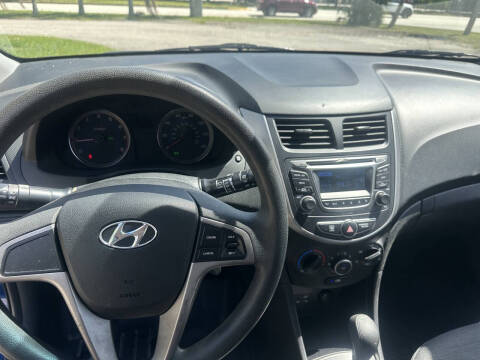 2016 Hyundai Accent SE