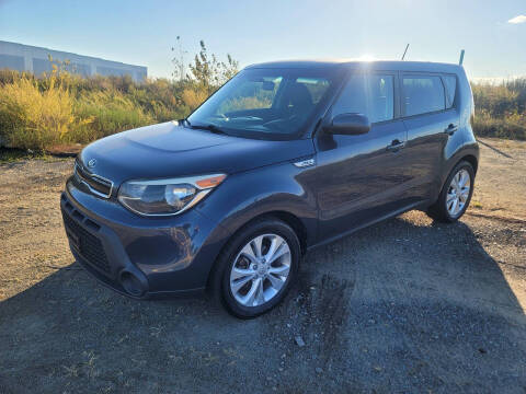 2015 Kia Soul +
