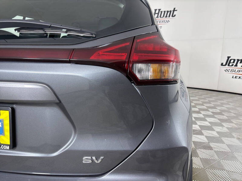 2023 Nissan Kicks SV