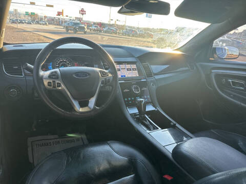 2019 Ford Taurus Limited