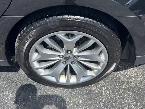 2014 Ford Taurus Limited